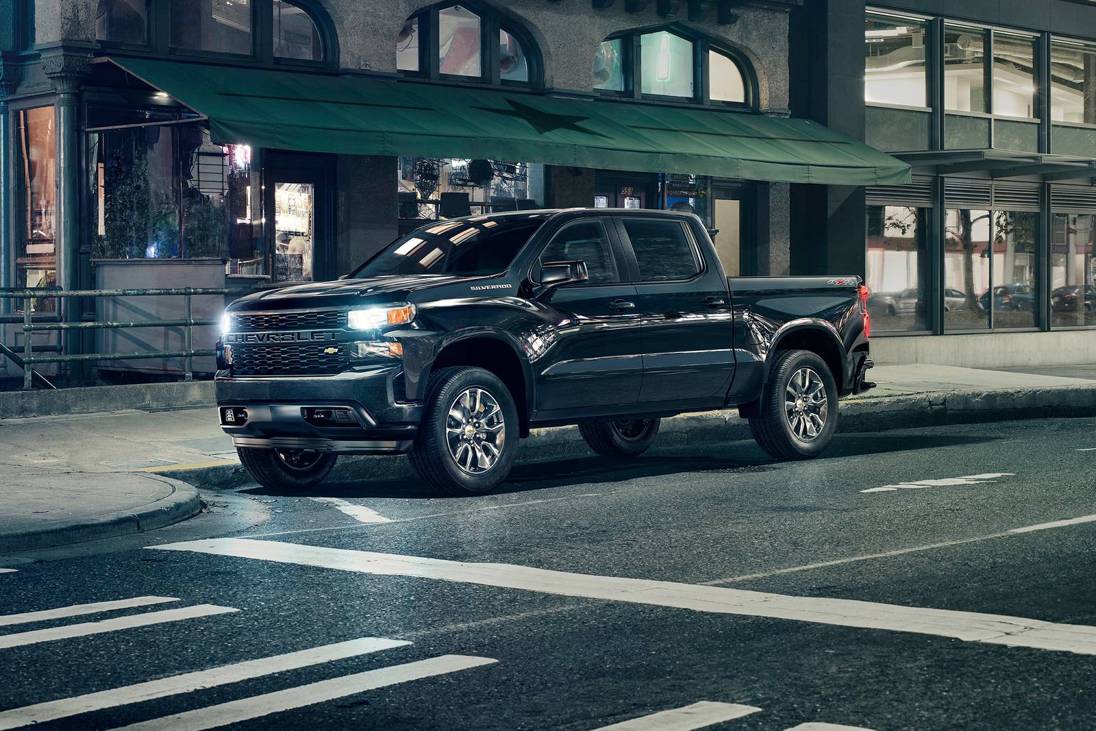 2019 Chevrolet Silverado exterior FQ