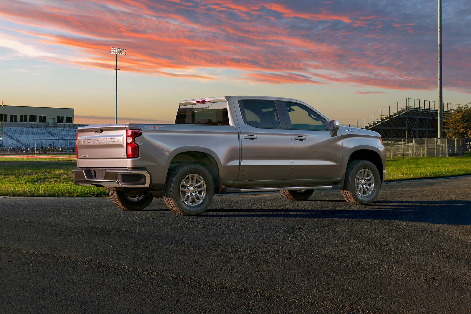 2019 Chevrolet Silverado exterior FQ