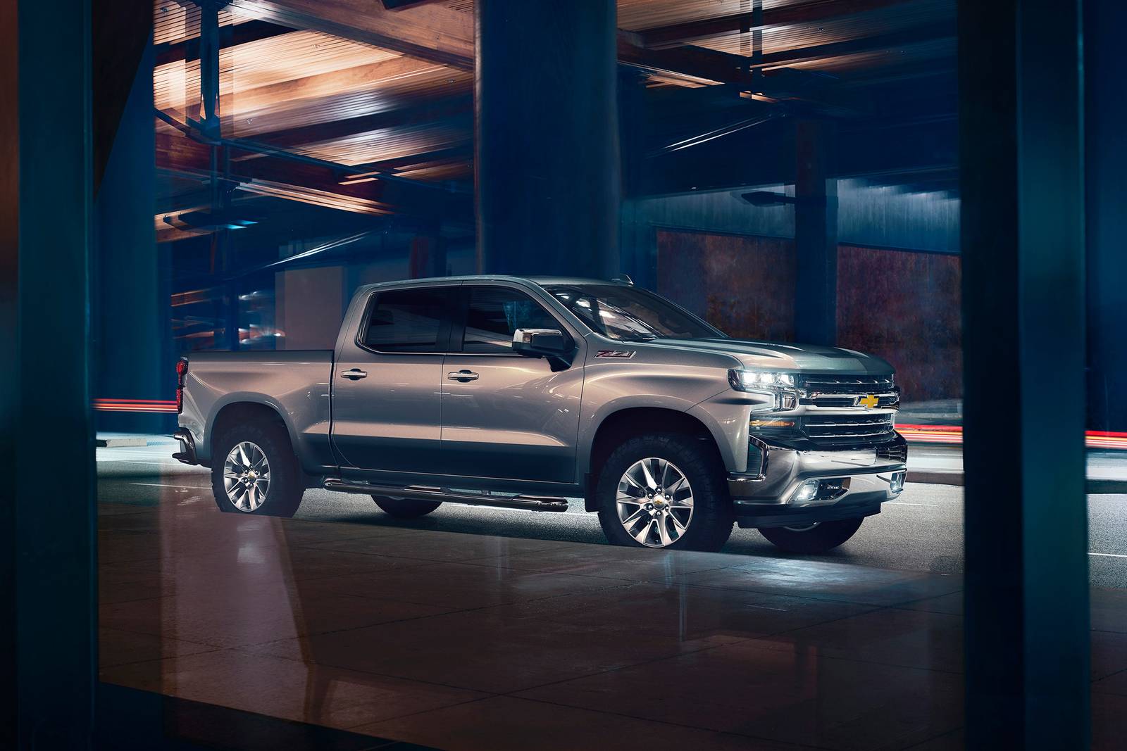 2019 Chevrolet Silverado exterior LIFE1