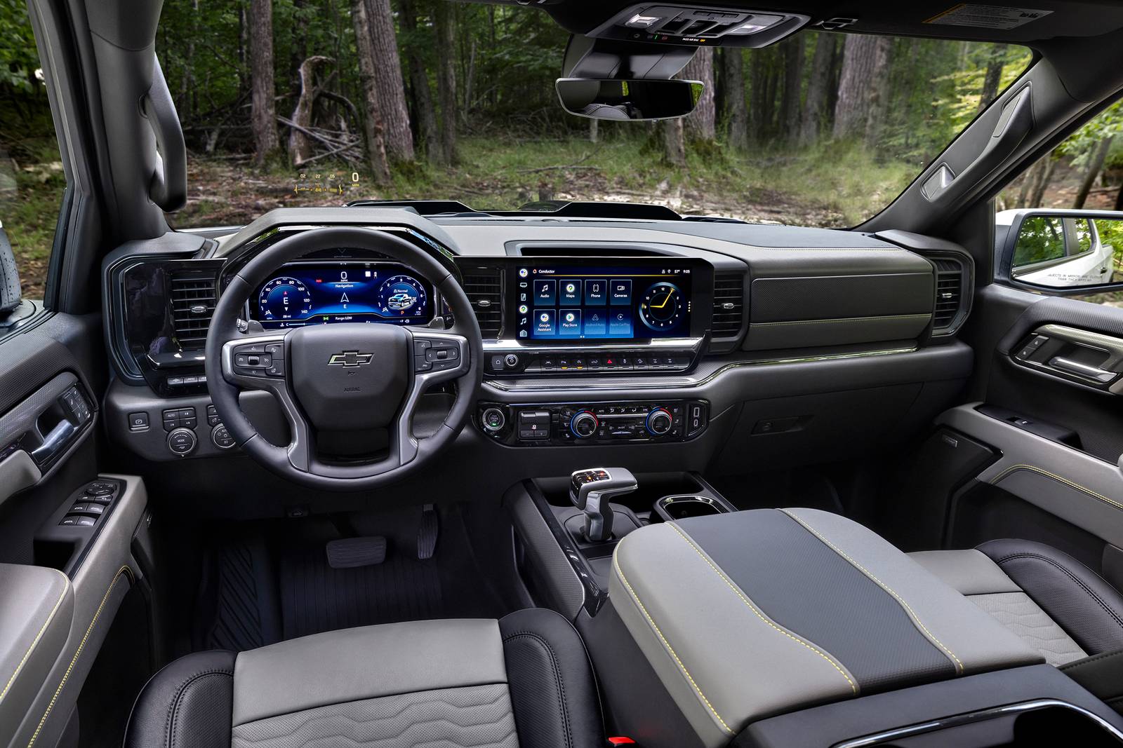 2025 Chevrolet Silverado interior D