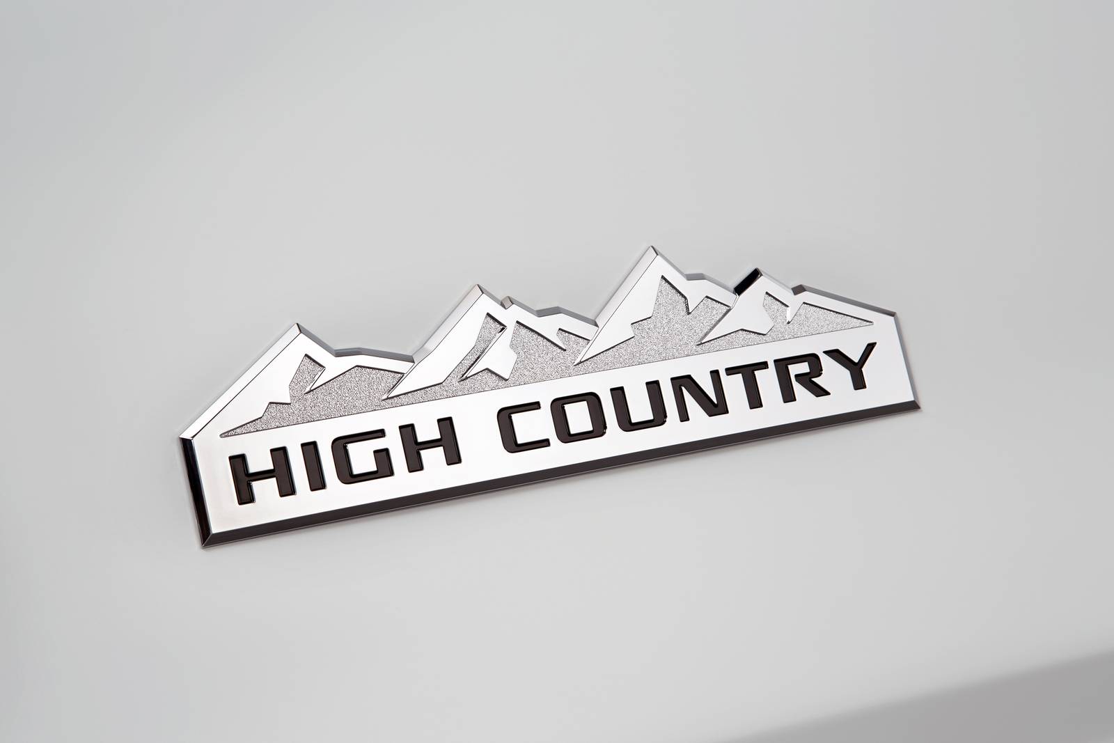 2018 Chevrolet Silverado exterior RBDG