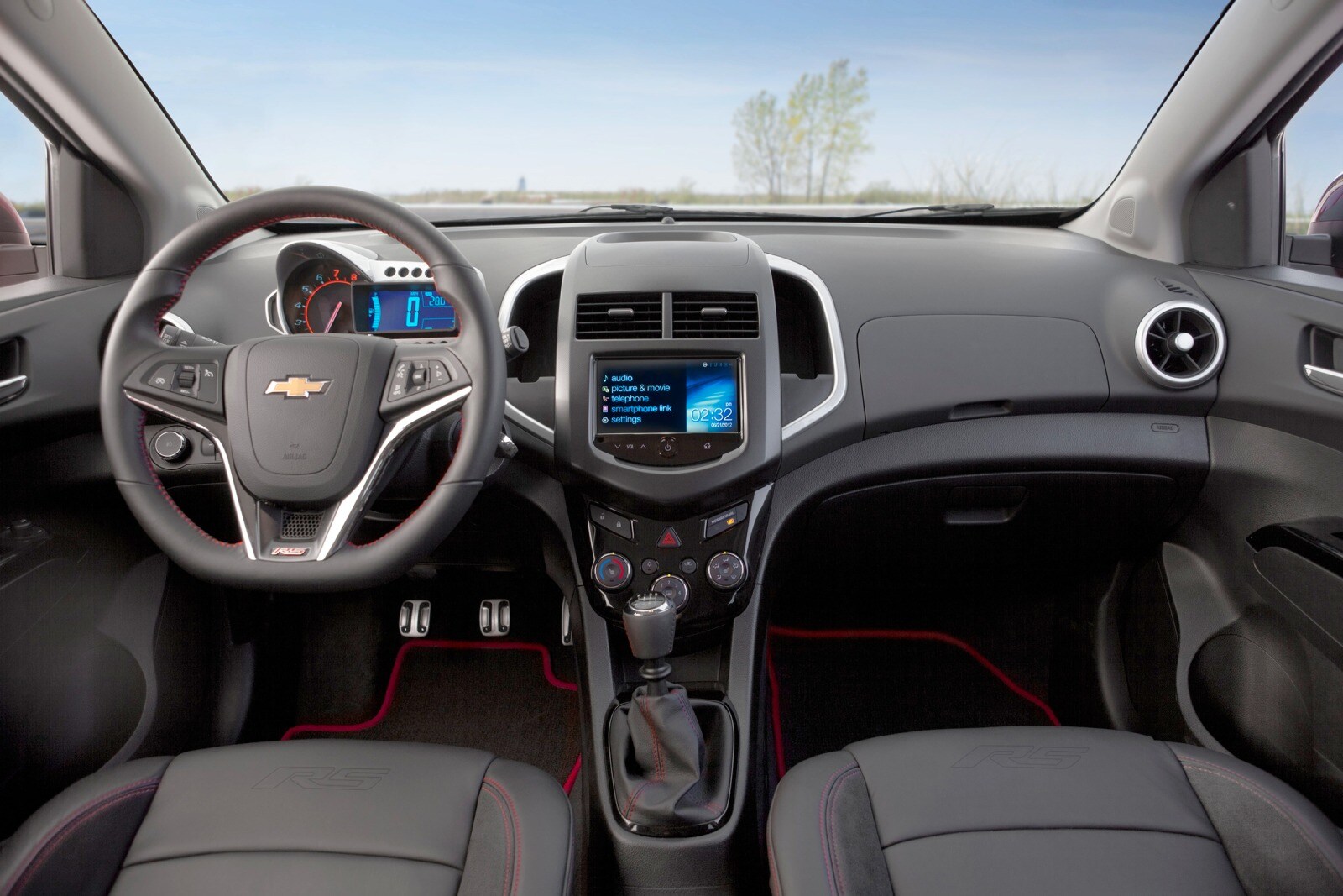 2015 Chevrolet Sonic interior D