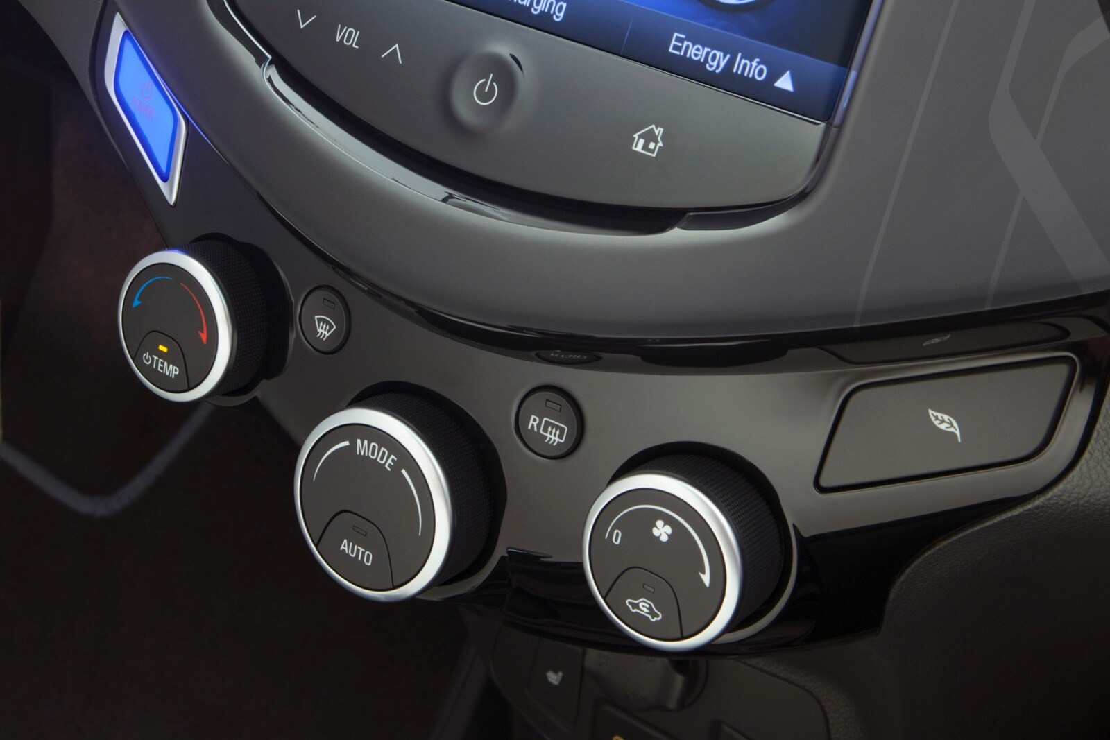 2015 Chevrolet Spark EV interior CC