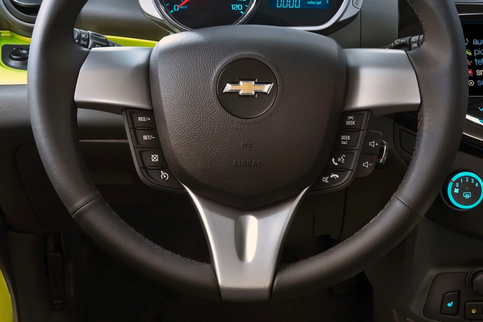 2013 Chevrolet Spark front safety SWD