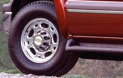 2006 Chevrolet Suburban exterior W