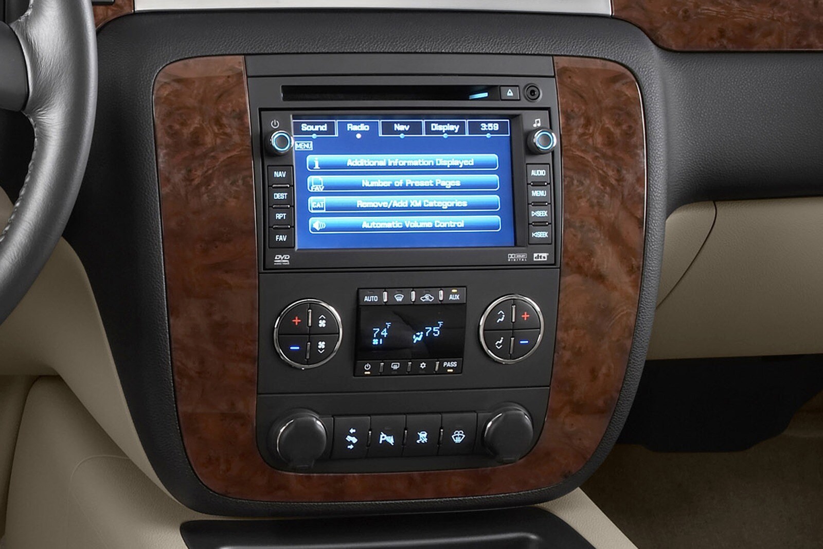 2010 Chevrolet Suburban interior CC