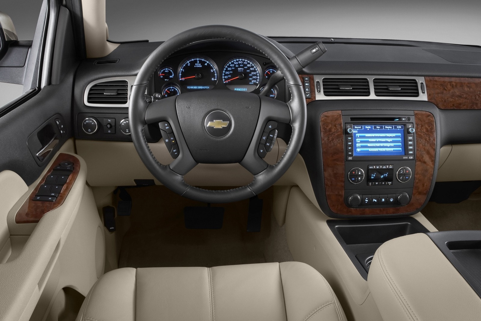 2010 Chevrolet Suburban interior D