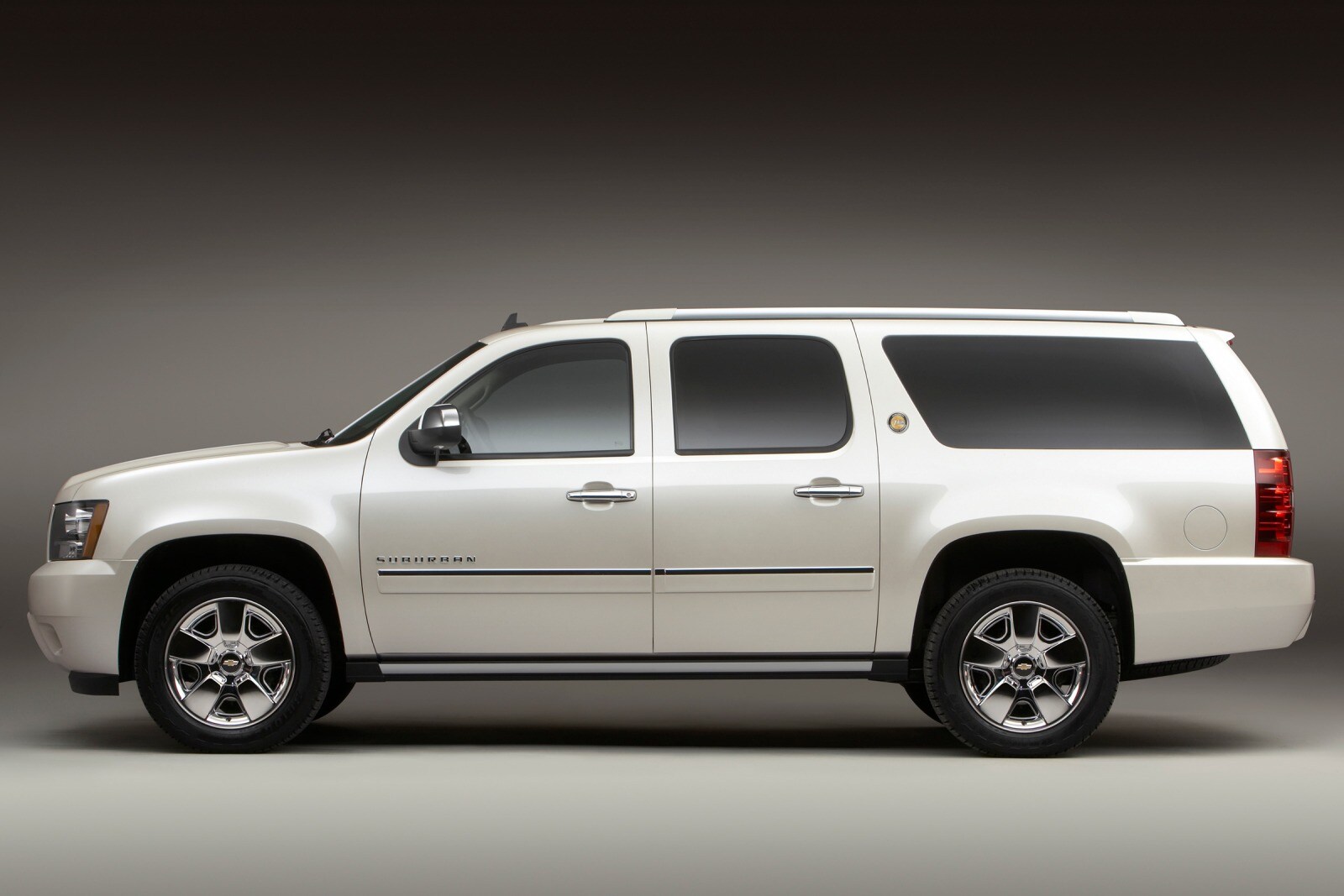 2010 Chevrolet Suburban exterior FQ