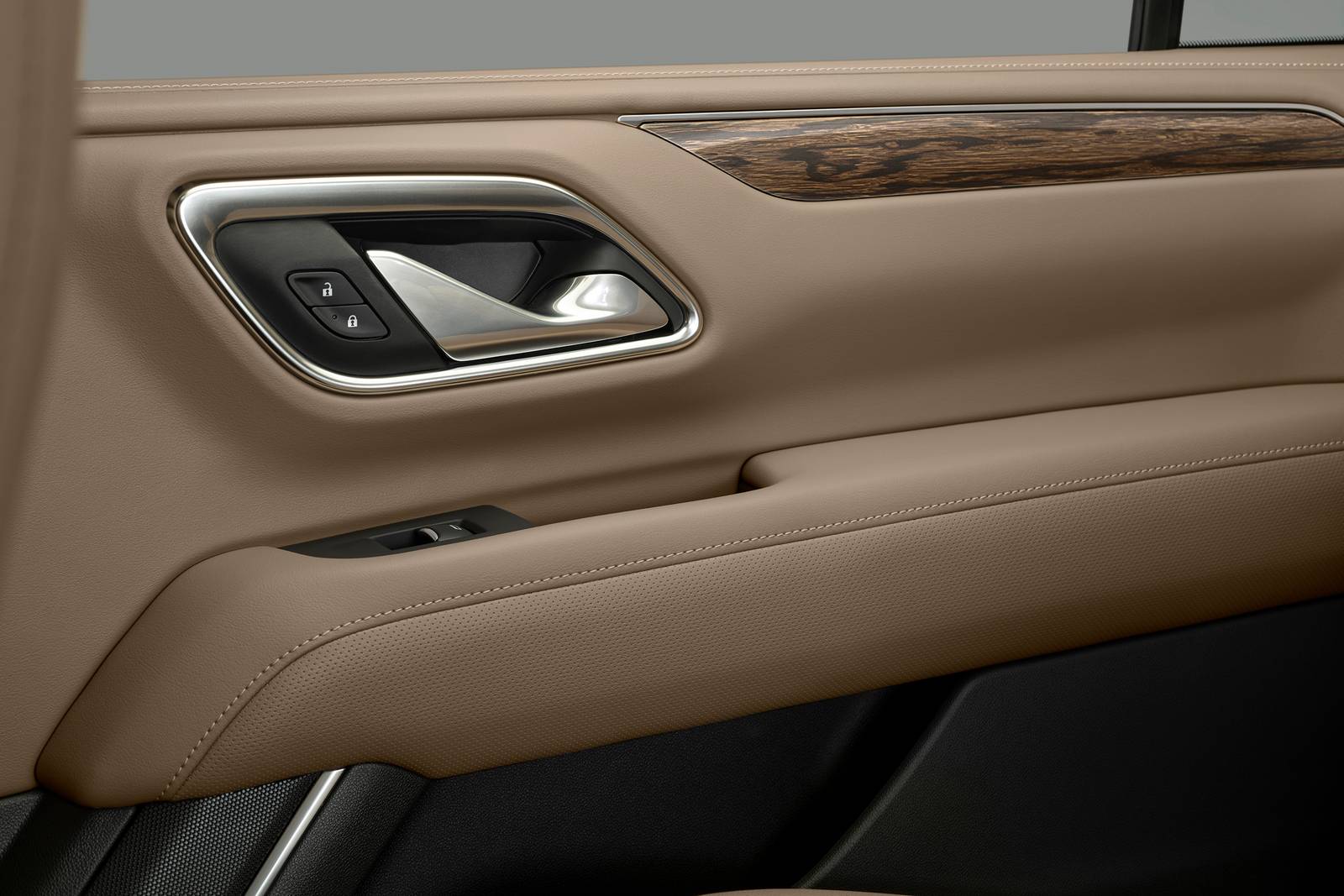 2022 Chevrolet Suburban front safety DETAIL