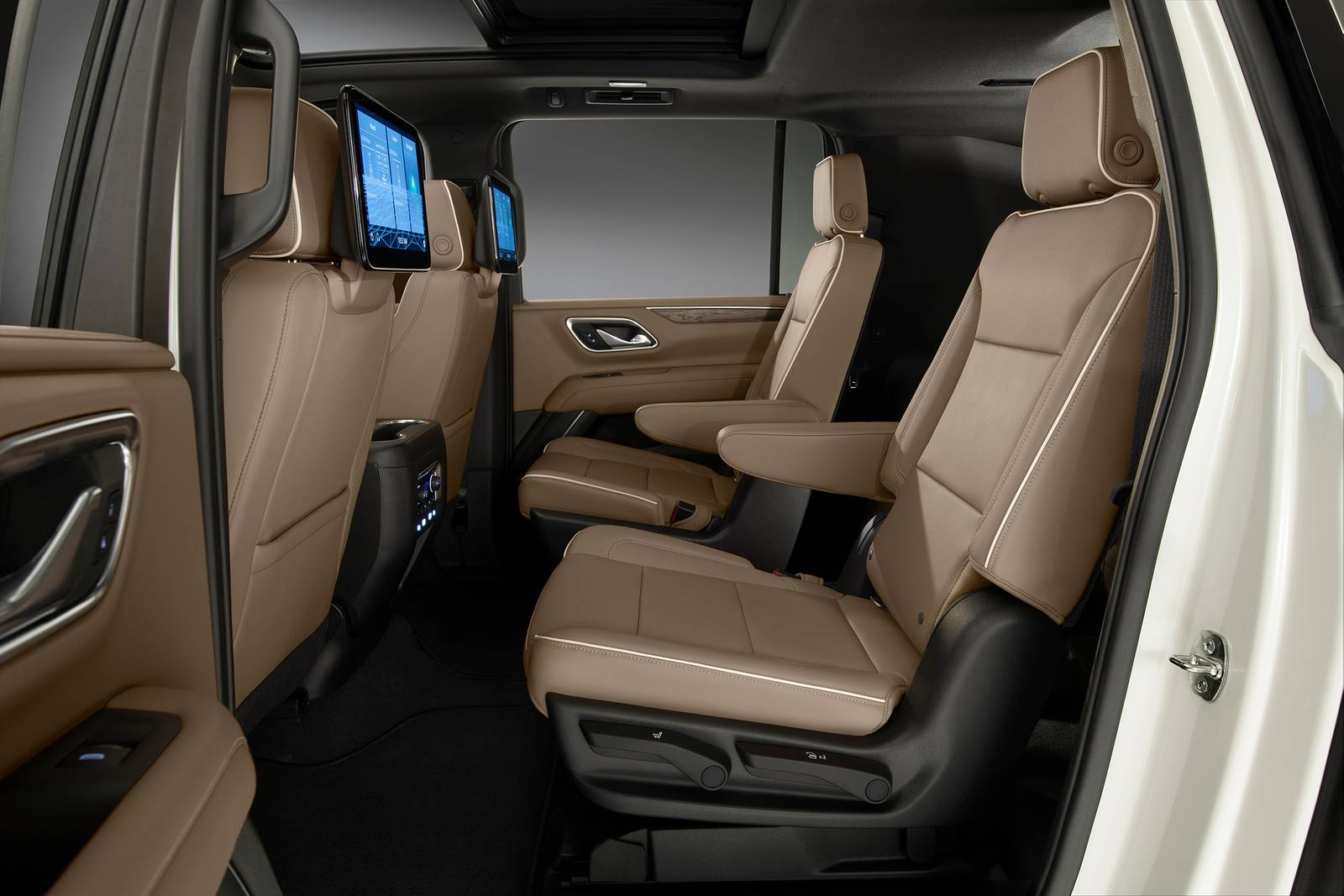 2022 Chevrolet Suburban interior I