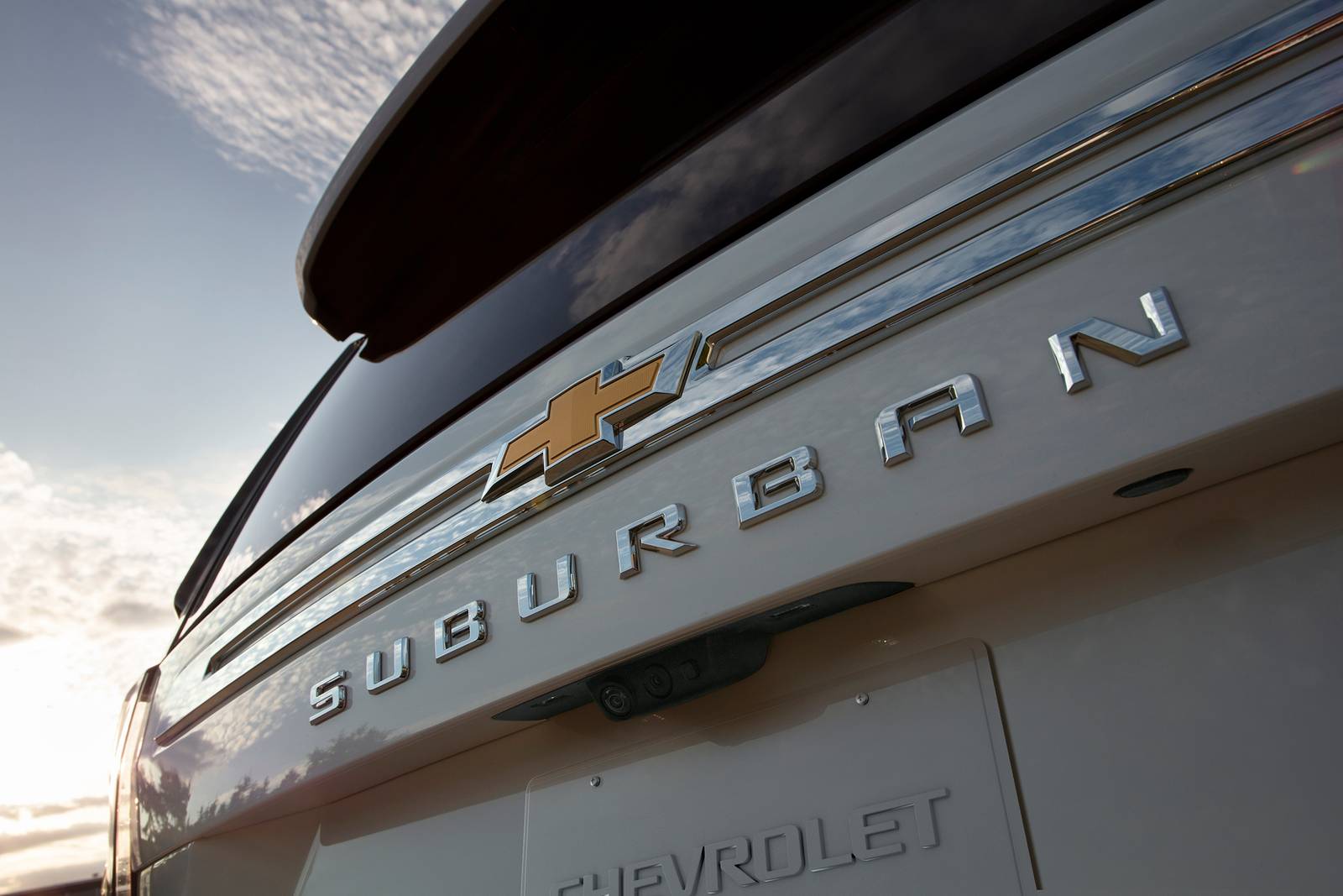 2022 Chevrolet Suburban exterior RBDG