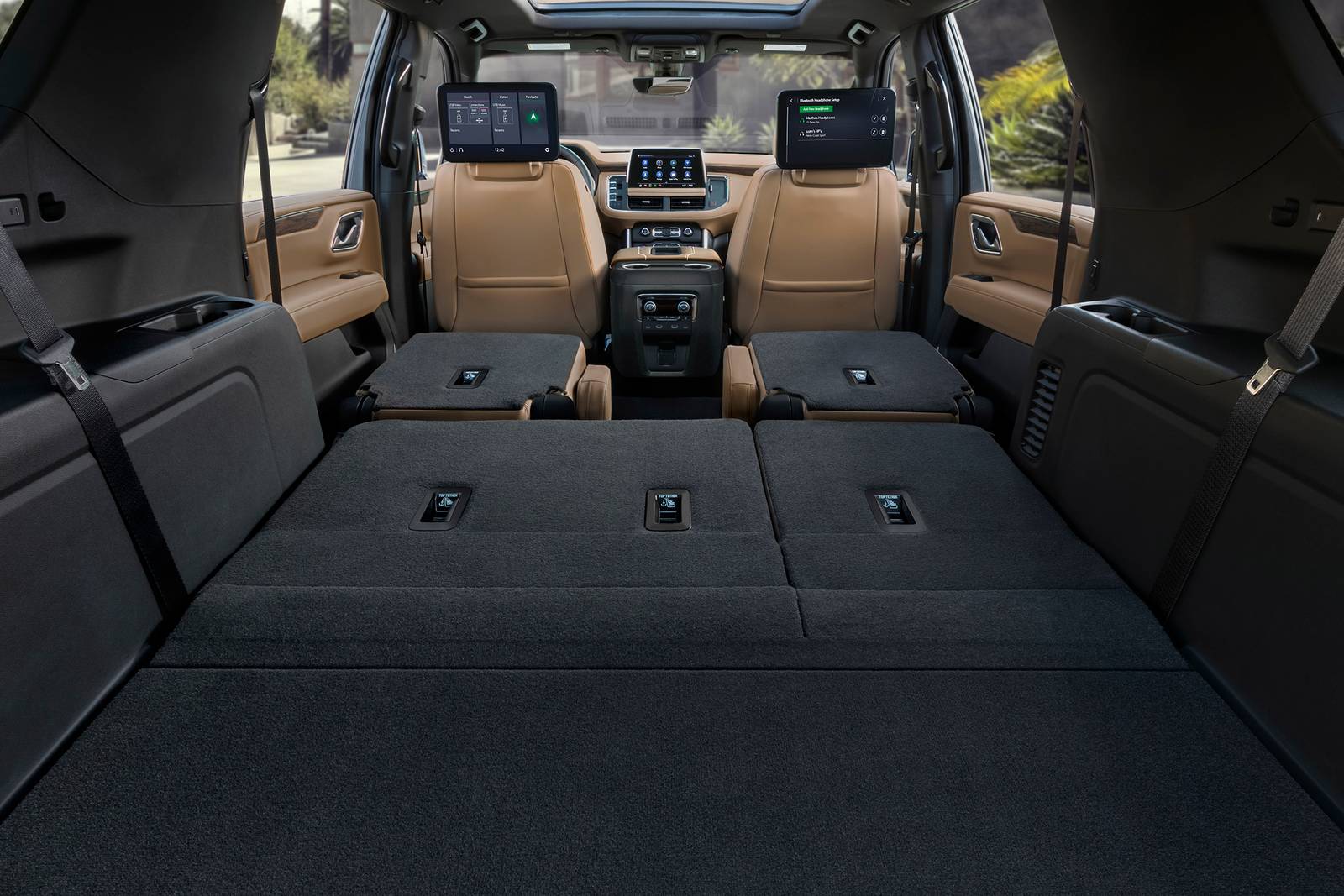 2022 Chevrolet Suburban interior RSD