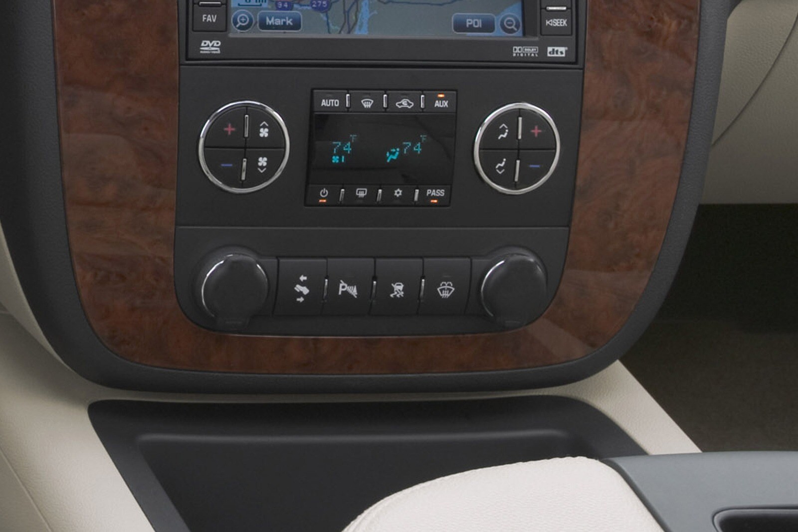2007 Chevrolet Tahoe interior CC