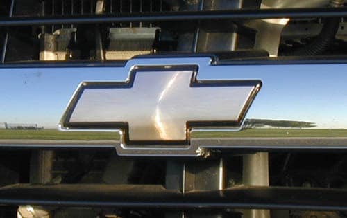 2001 Chevrolet Tracker exterior FBDG