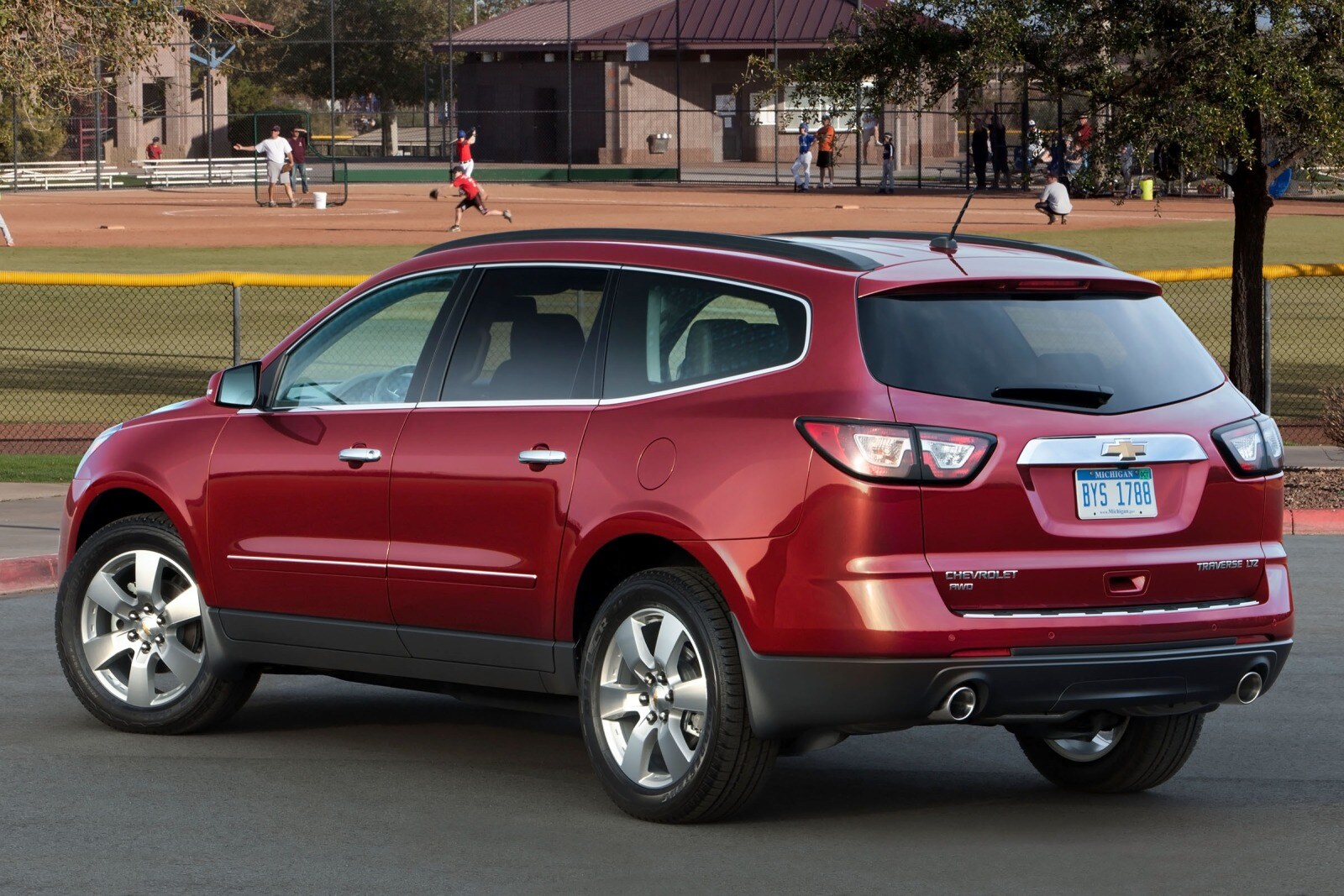 2016 Chevrolet Traverse exterior RQ