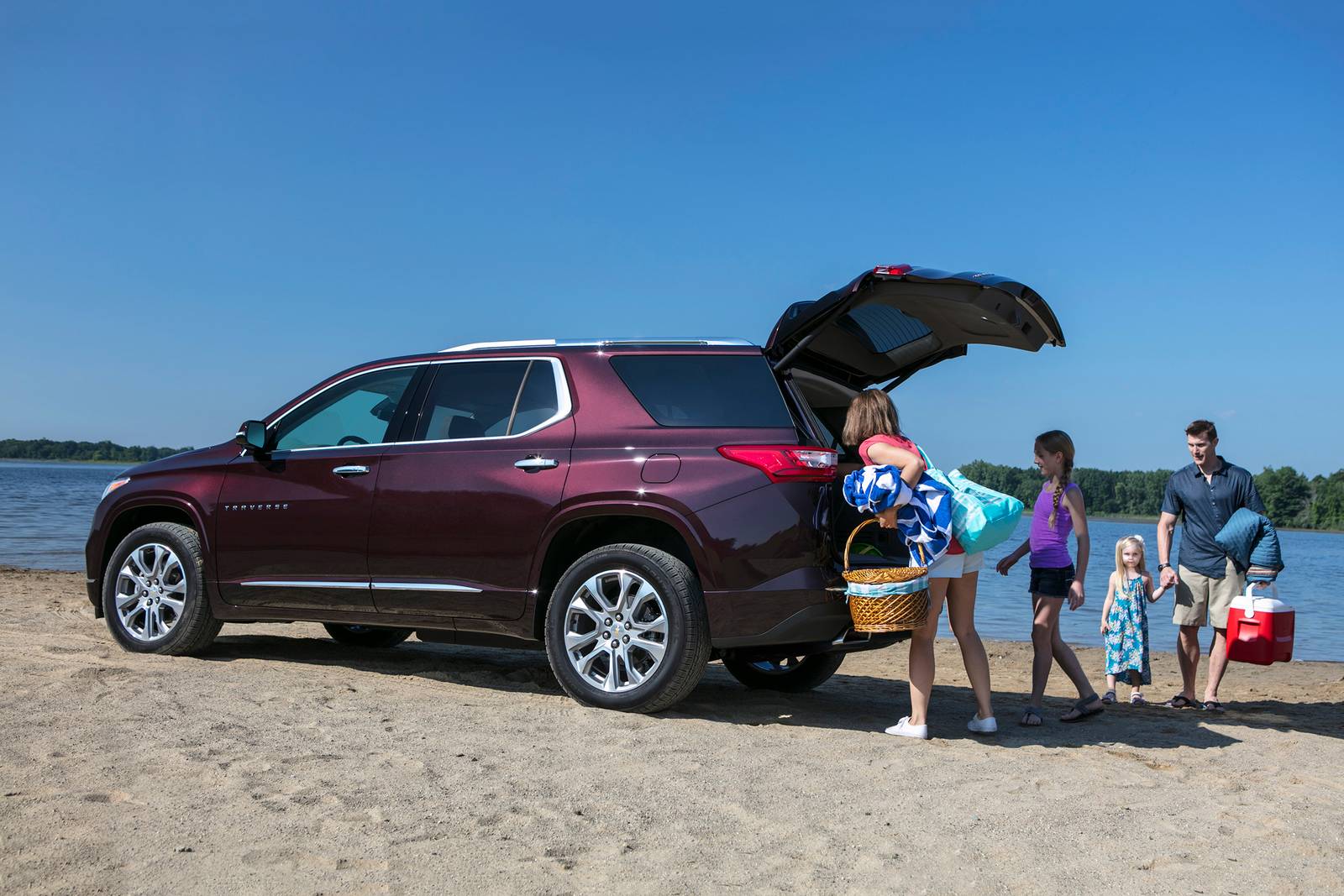 2018 Chevrolet Traverse exterior LIFE1