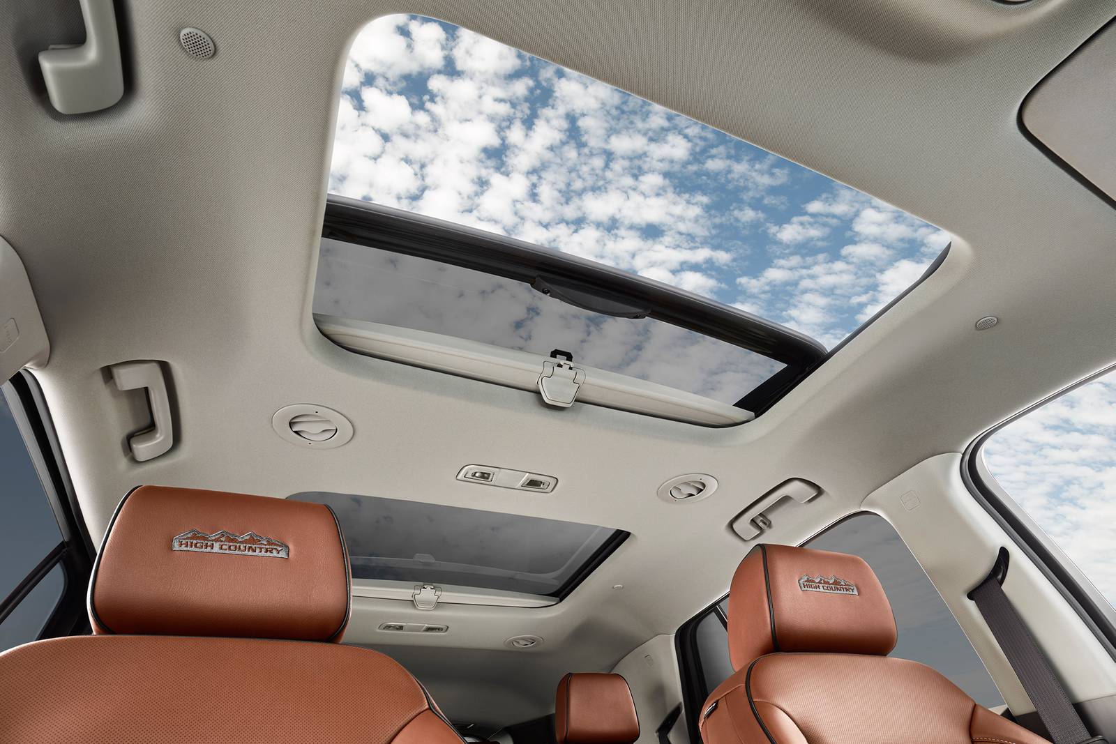 2019 Chevrolet Traverse front safety DETAIL