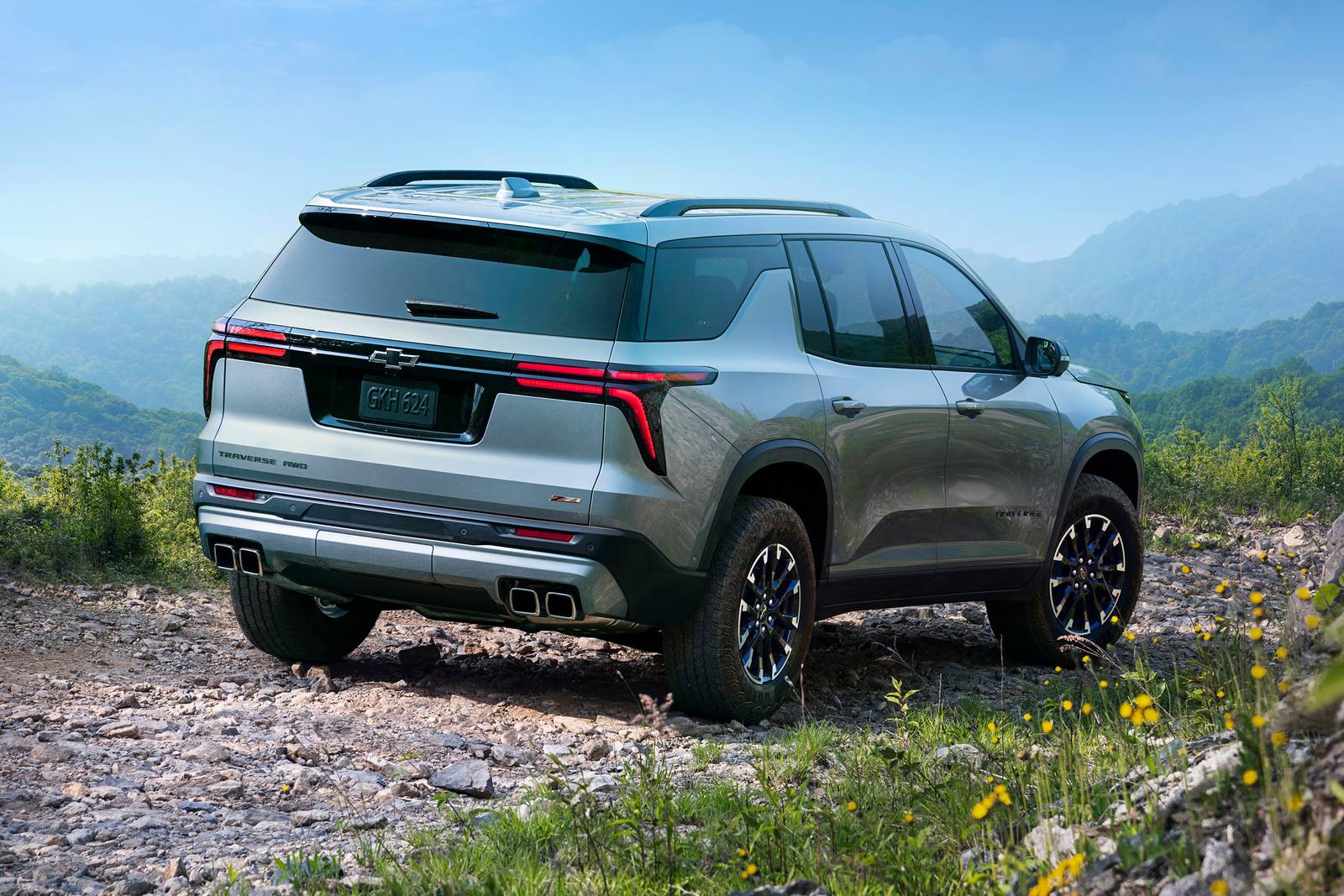 2025 Chevrolet Traverse exterior F