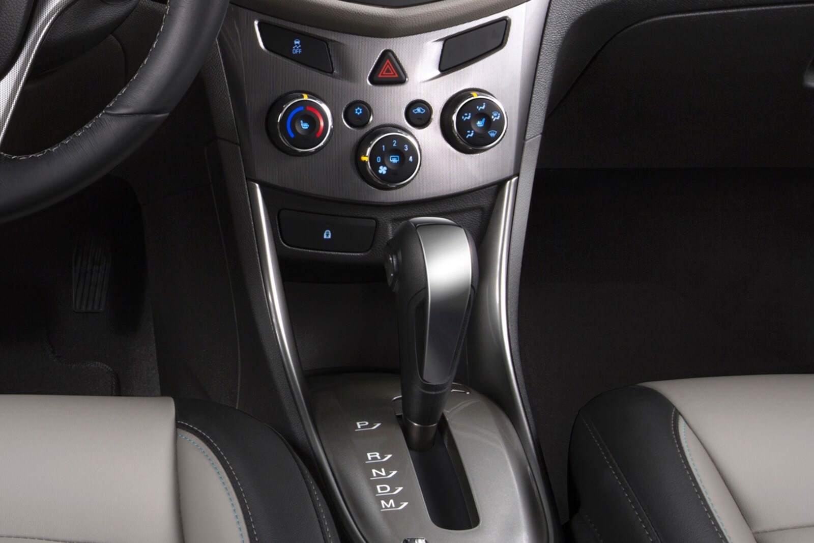 2015 Chevrolet Trax interior SHF