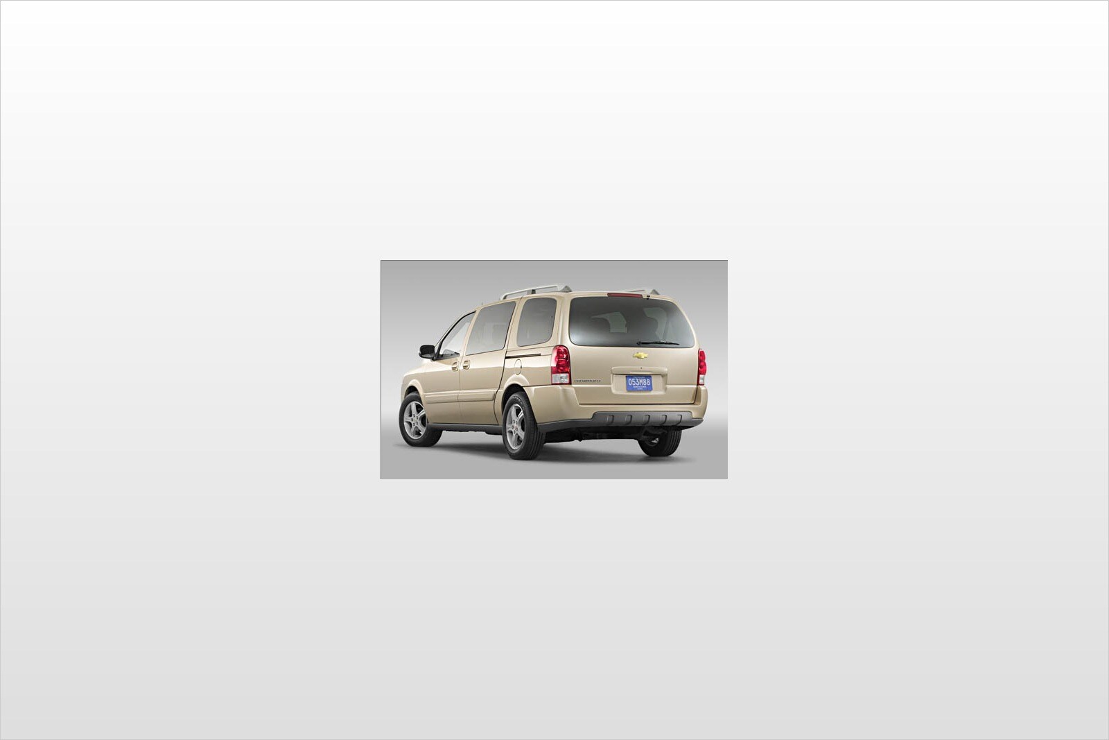 2005 Chevrolet Uplander LT Passenger Minivan Exterior