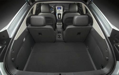 2011 Chevrolet Volt interior CARGO