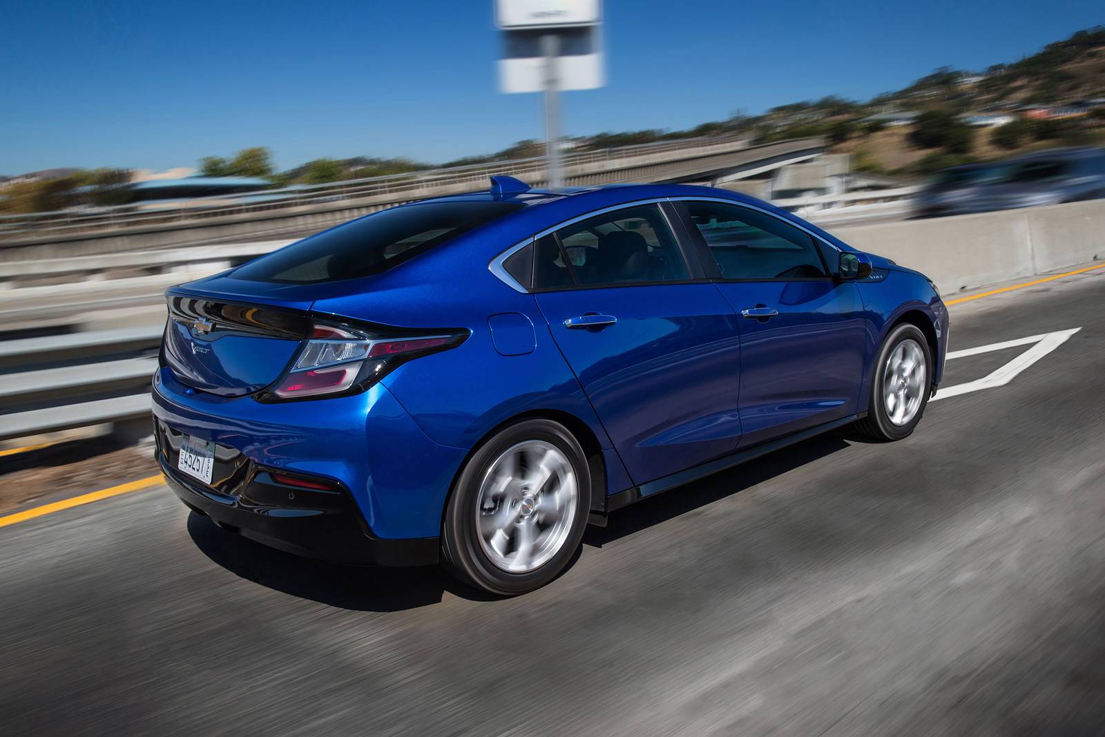 2019 Chevrolet Volt front safety FQ