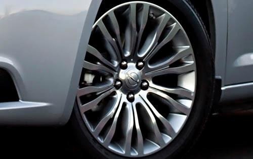 2011 Chrysler 200 exterior W