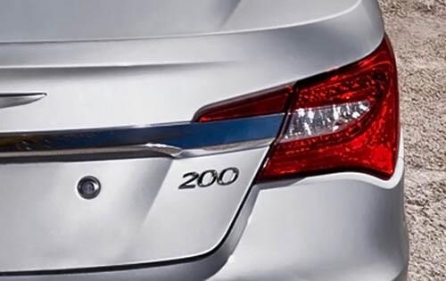 2011 Chrysler 200 exterior FBDG