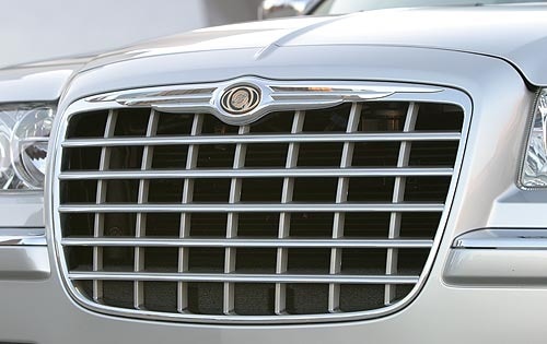 2005 Chrysler 300 front safety FBDG