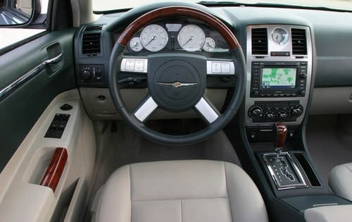 2007 Chrysler 300 interior D