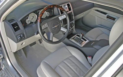 2007 Chrysler 300 interior DETAIL