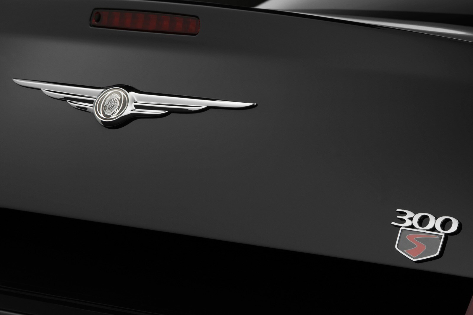 2010 Chrysler 300 front safety RBDG