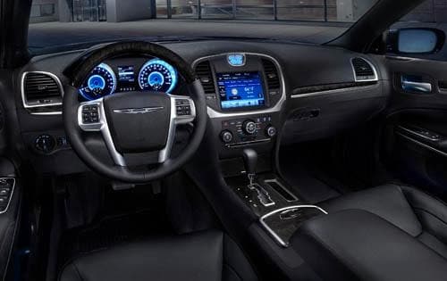 2011 Chrysler 300 interior I
