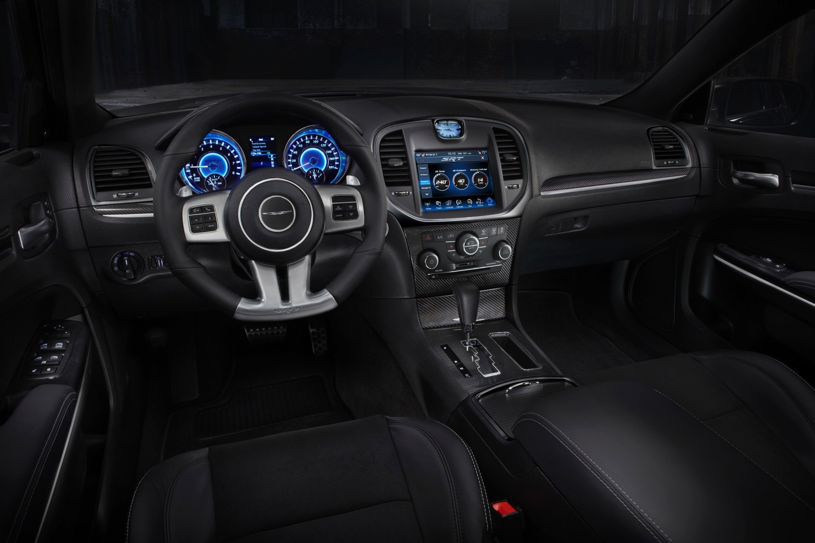 2014 Chrysler 300 interior I
