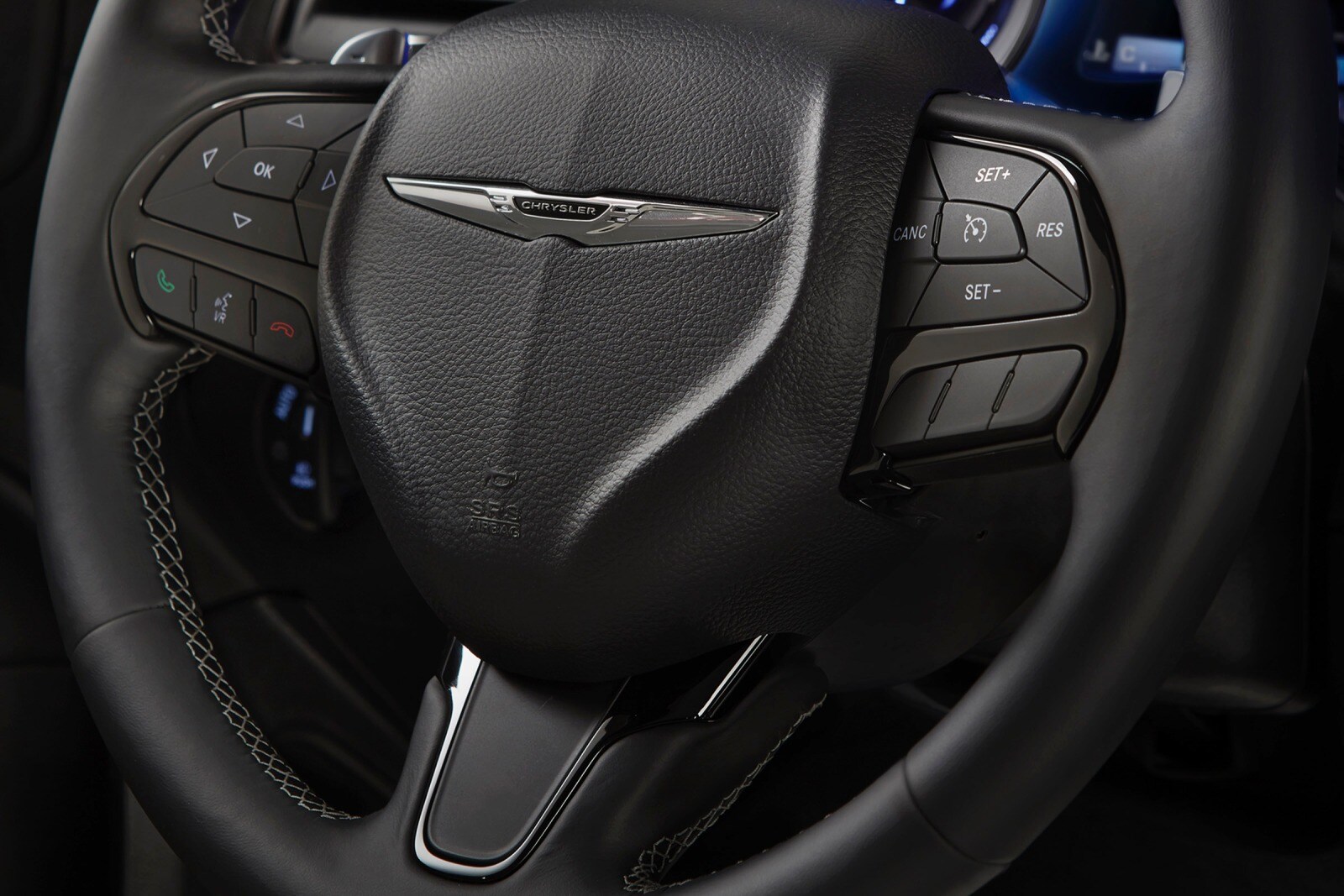 2015 Chrysler 300 interior SWD