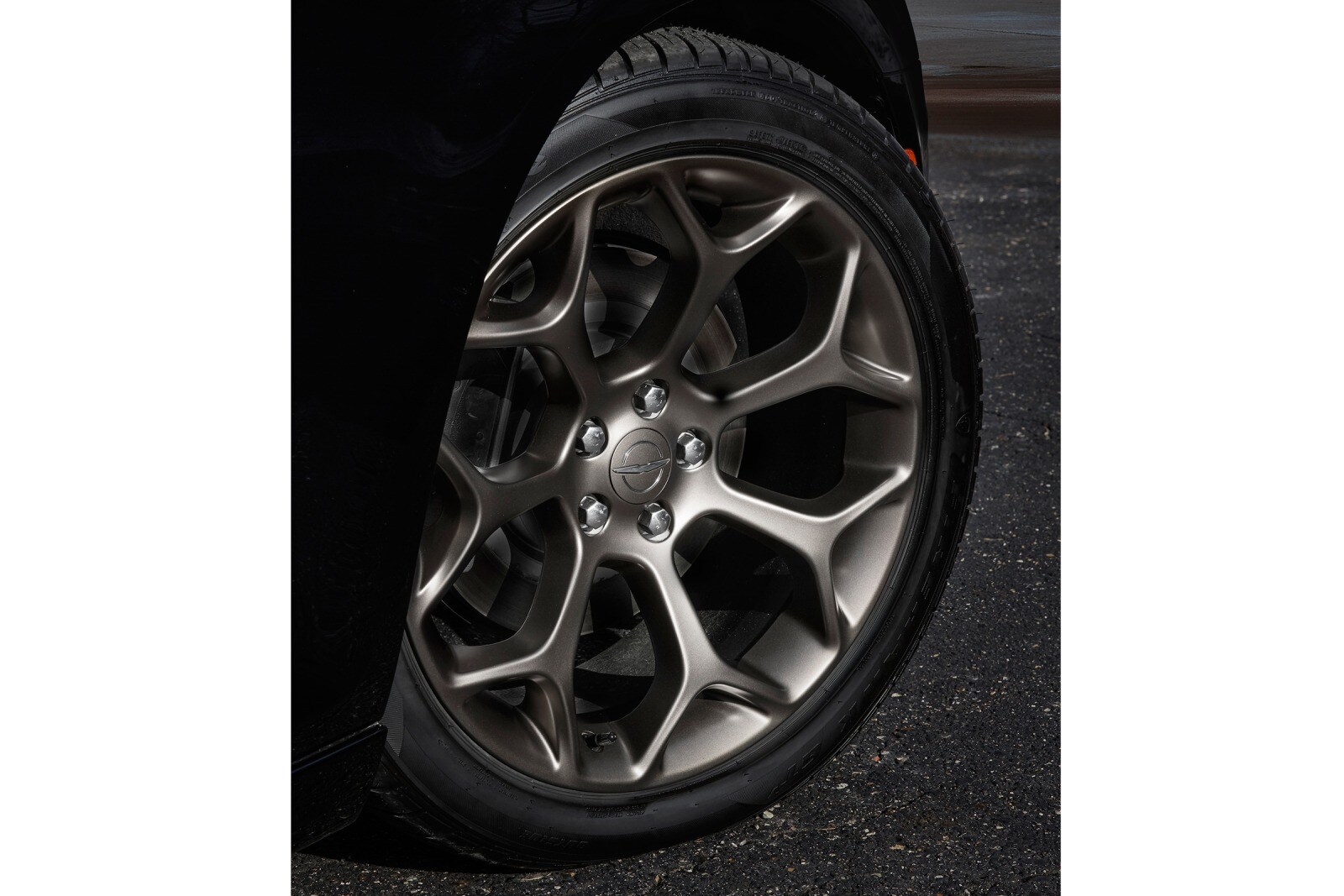 2017 Chrysler 300 exterior W