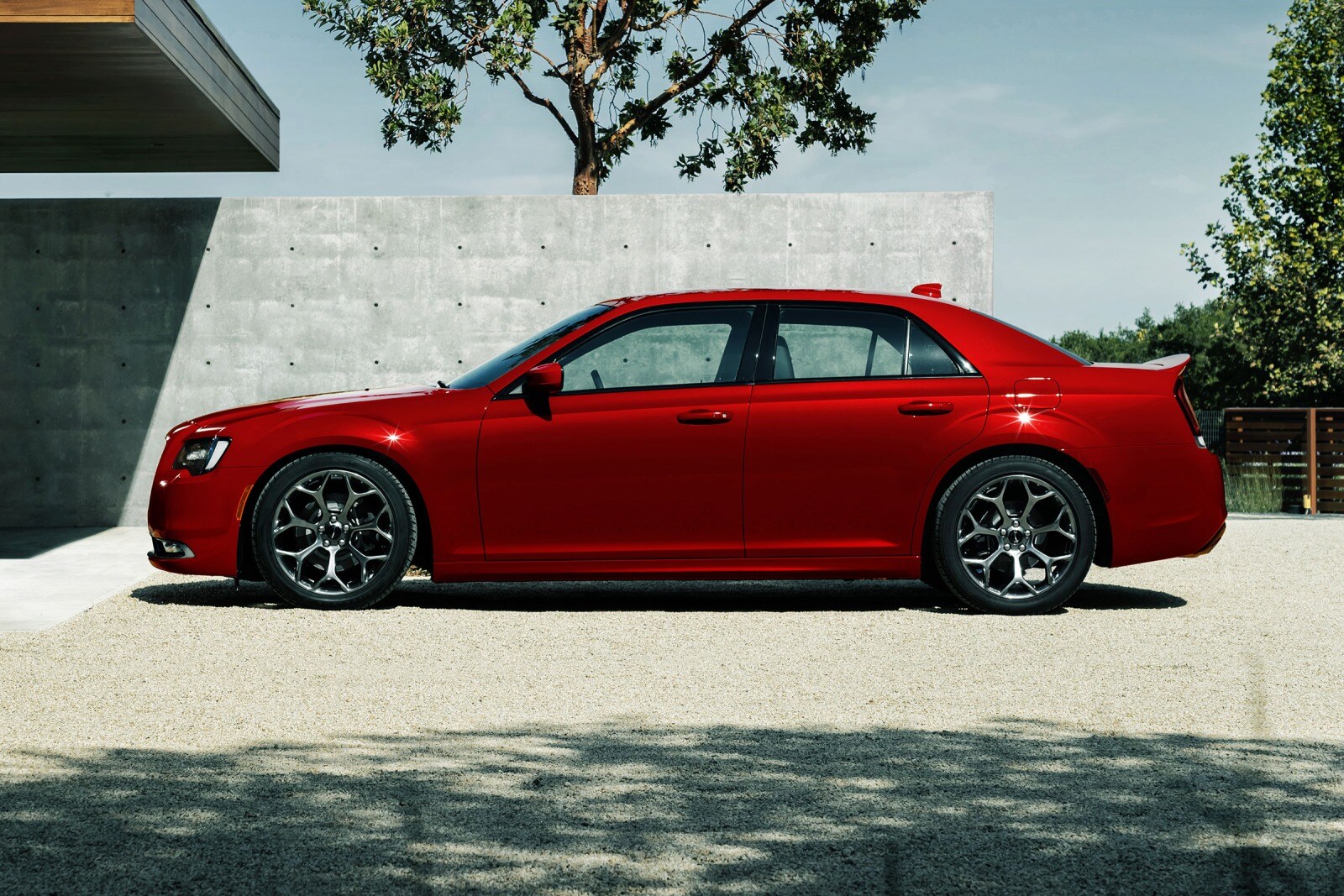 2017 Chrysler 300 exterior F