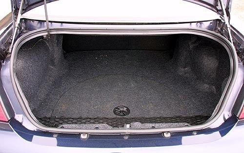 2001 Chrysler 300M interior CARGO