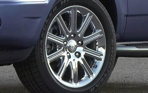 2008 Chrysler Aspen exterior W