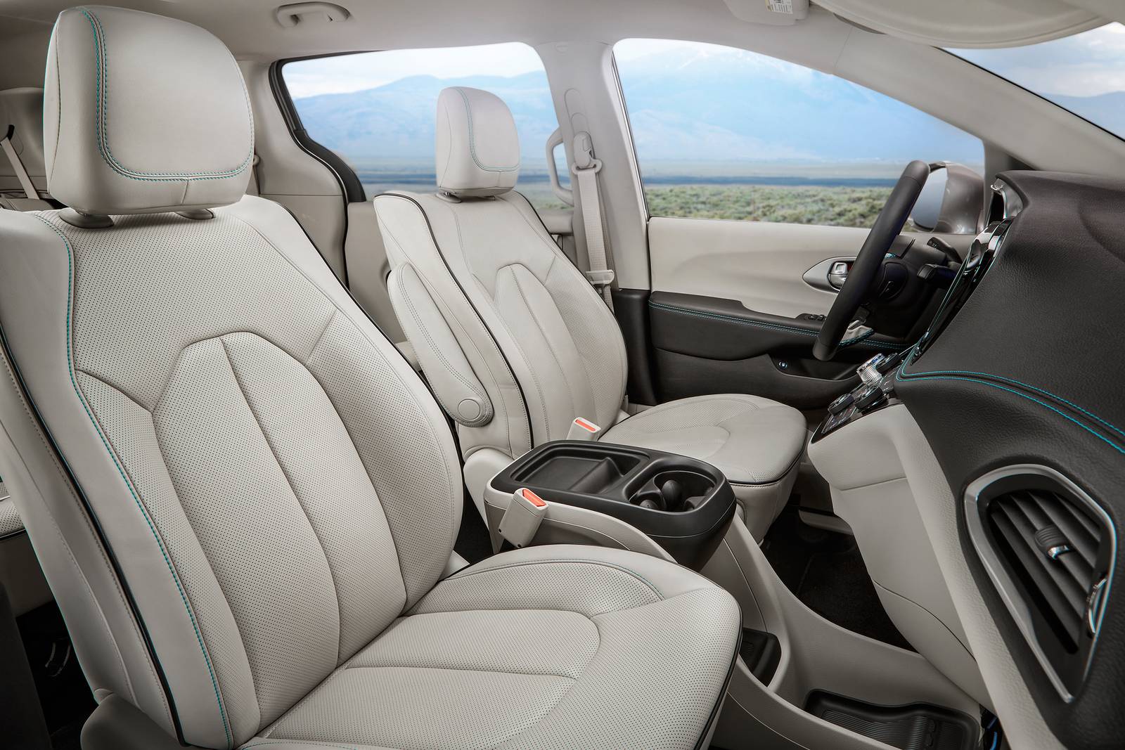 2018 Chrysler Pacifica interior I