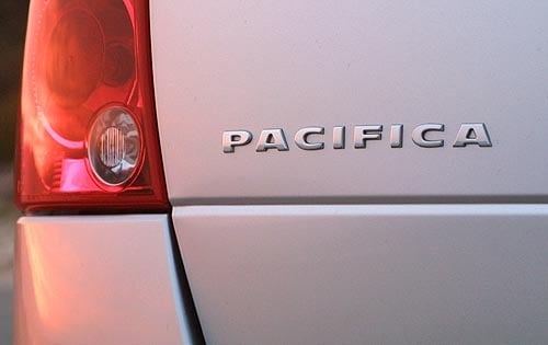 2004 Chrysler Pacifica exterior FBDG