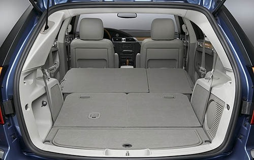 2008 Chrysler Pacifica interior CARGO