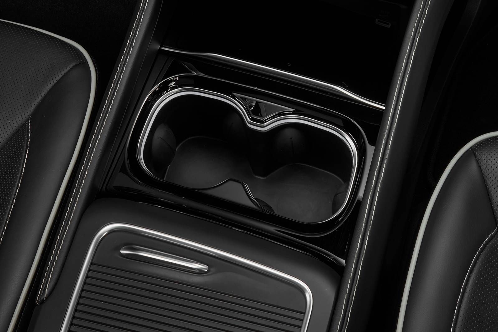 2025 Chrysler Pacifica front safety CUP