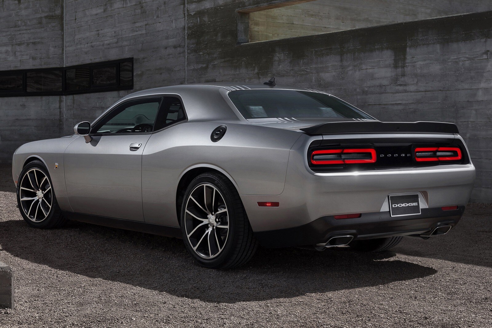 2016 Dodge Challenger exterior FQ