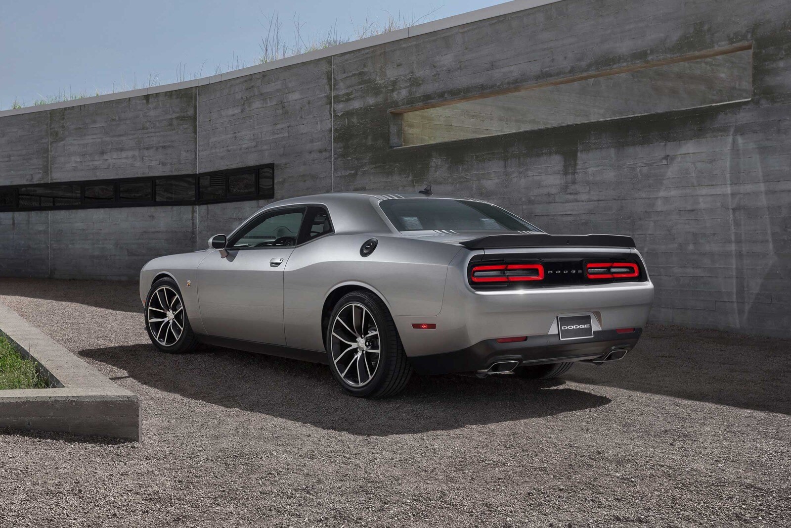 2017 Dodge Challenger exterior FQ