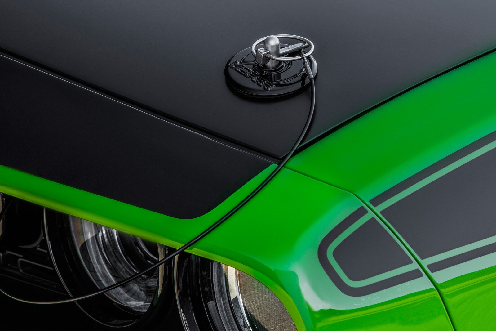 2017 Dodge Challenger exterior EDETAIL