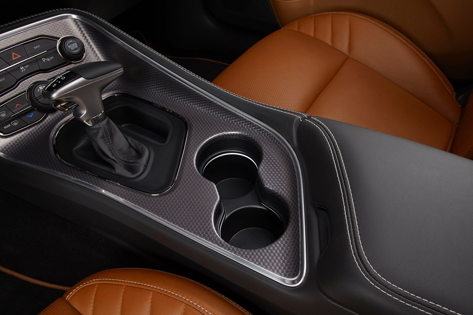 2017 Dodge Challenger interior CUP