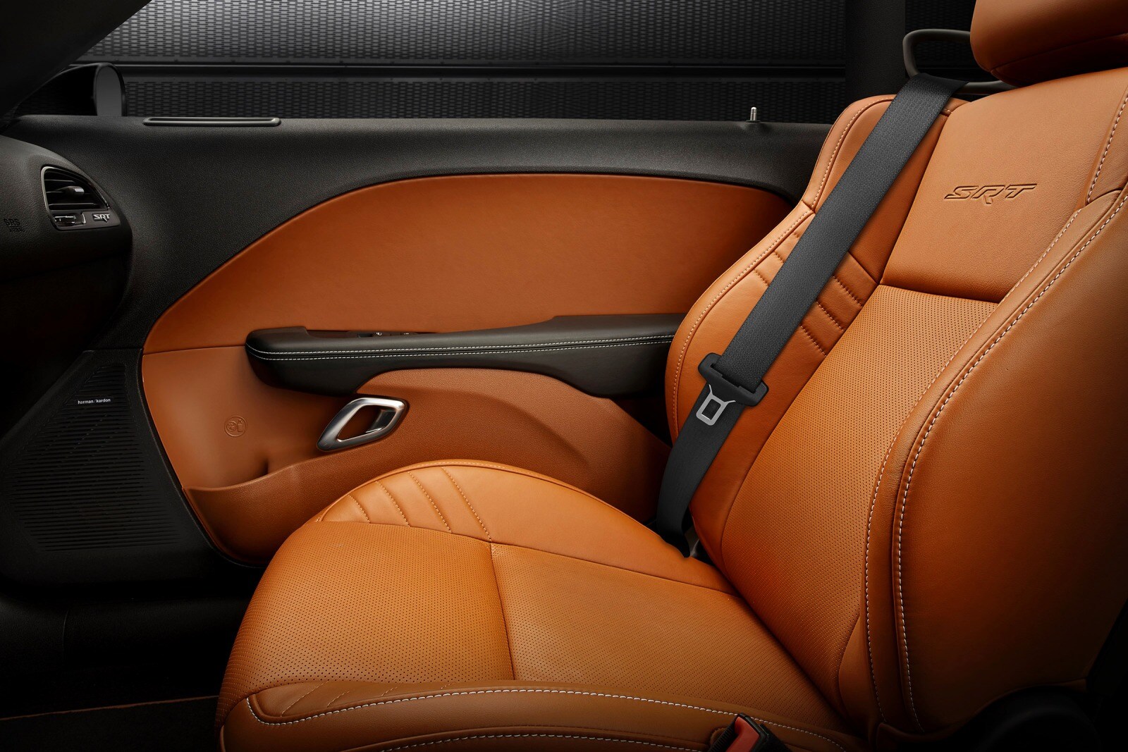 2017 Dodge Challenger interior DETAIL