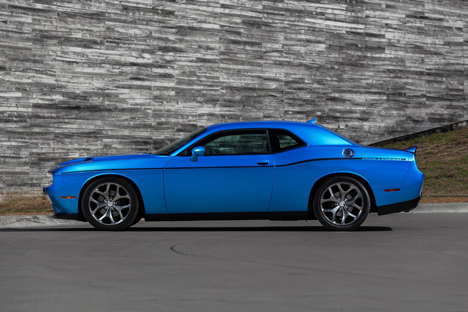 2017 Dodge Challenger exterior F