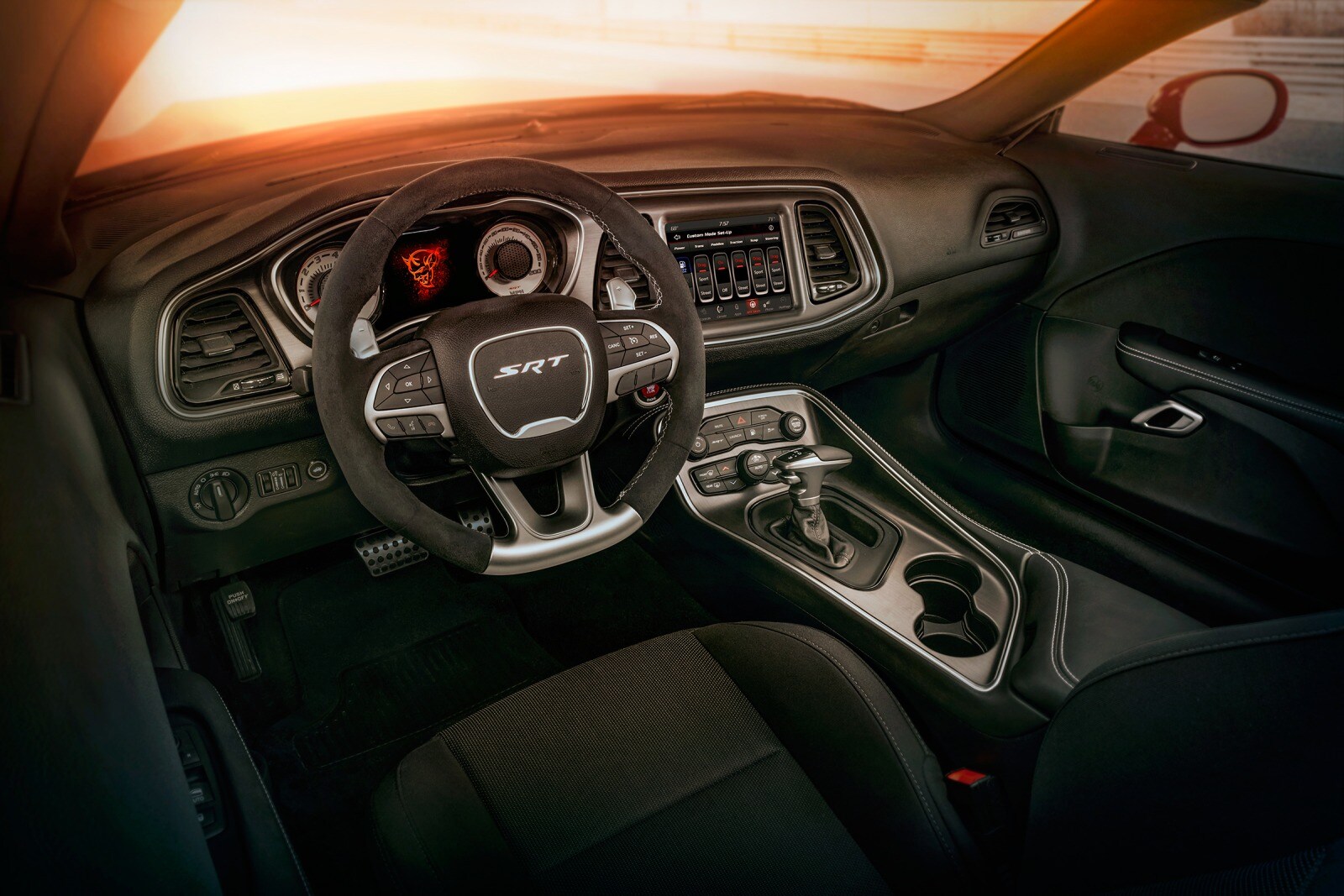 2018 Dodge Challenger interior D